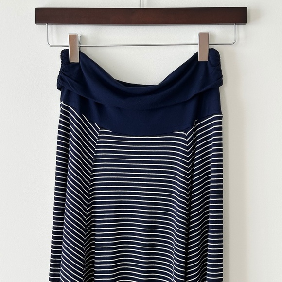 Gap Navy Blue & White Striped Jersey Maxi Skirt - Picture 2 of 16